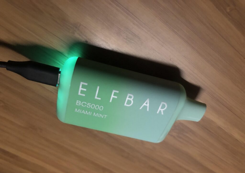 elf bar charger
